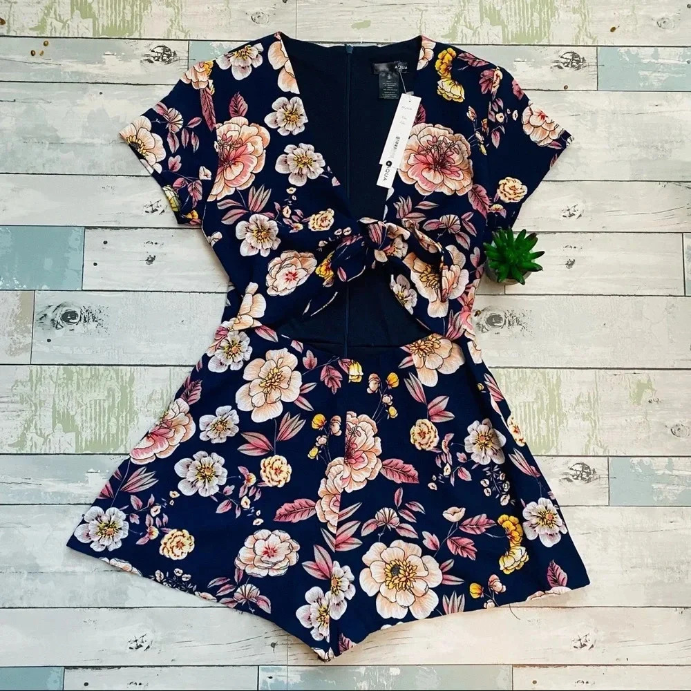 AQUA Tie-Front Floral Romper